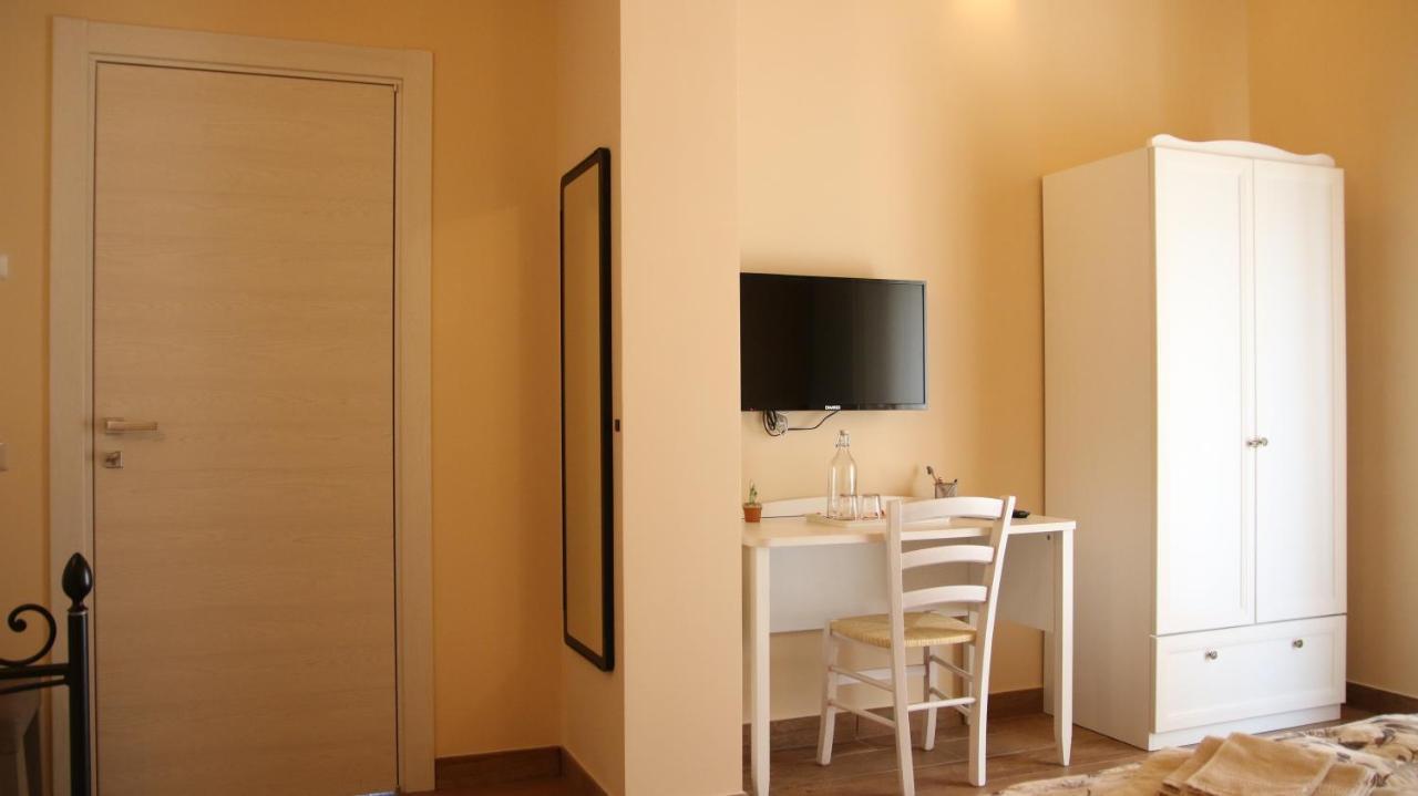 Bed and Breakfast Al Ginepro Монтеккьо Экстерьер фото