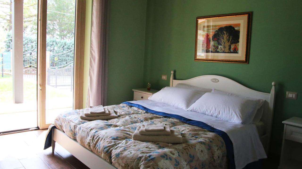 Bed and Breakfast Al Ginepro Монтеккьо Экстерьер фото