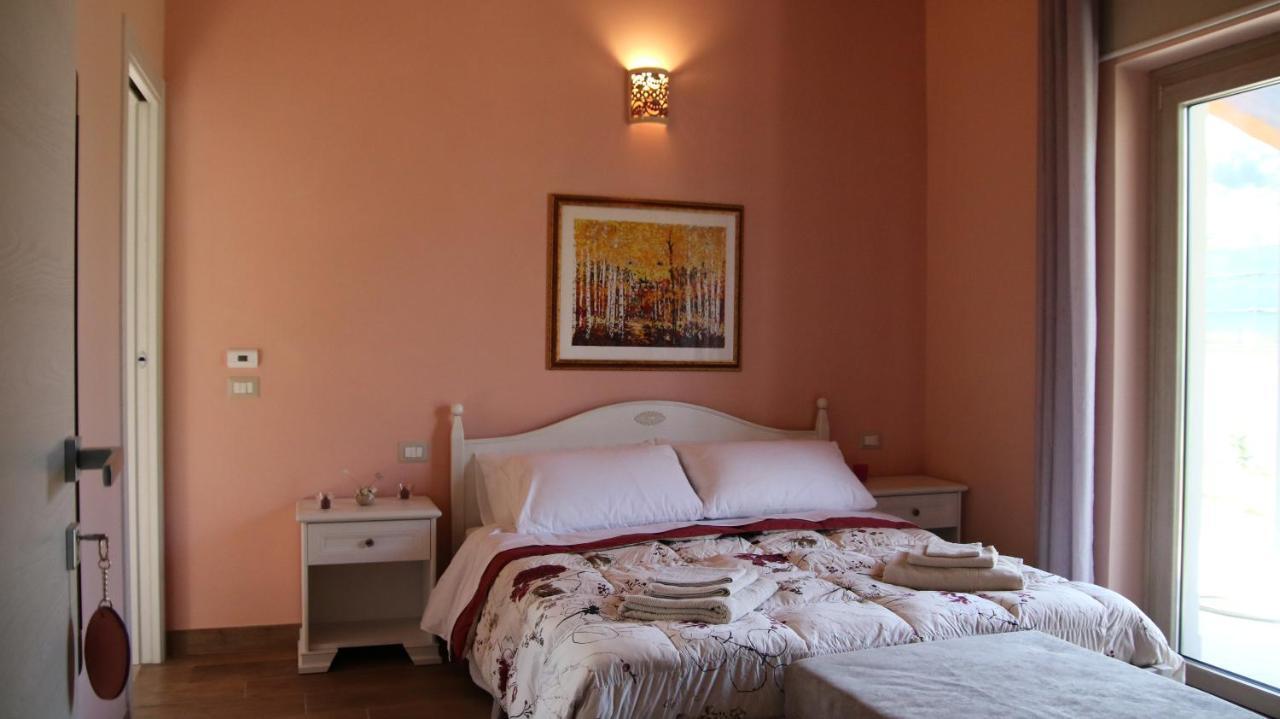Bed and Breakfast Al Ginepro Монтеккьо Экстерьер фото